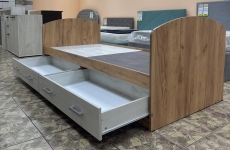 Кровать 1-спальная с ящиками 1